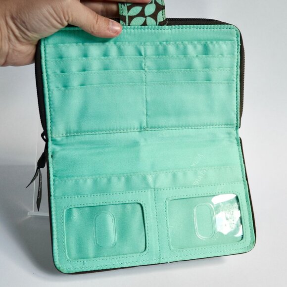 Vera Bradley Shower Vines Euro Wallet Turn Lock - Picture 4 of 5